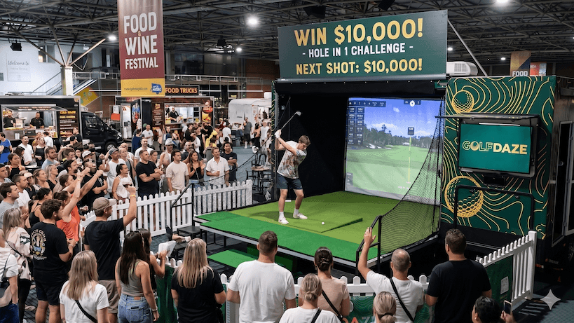 Golf Daze simulator at a festival or airshow event
